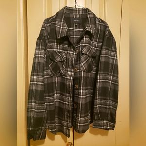 Love tree shacket plaid jacket size L gray
